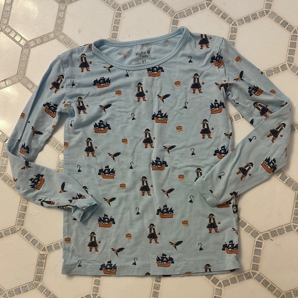Kyte pirate PJ TOP ONLY